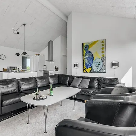 4 Bedroom Beautiful In Haderslev *