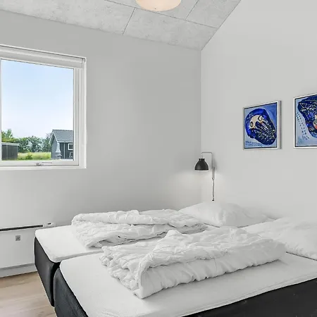 4 Bedroom Beautiful In Haderslev *